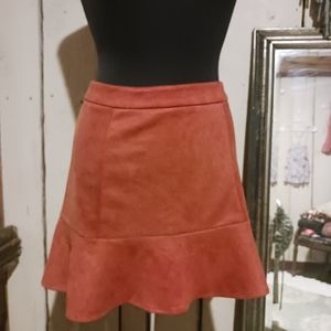 Hem and thread suede like mini skirt